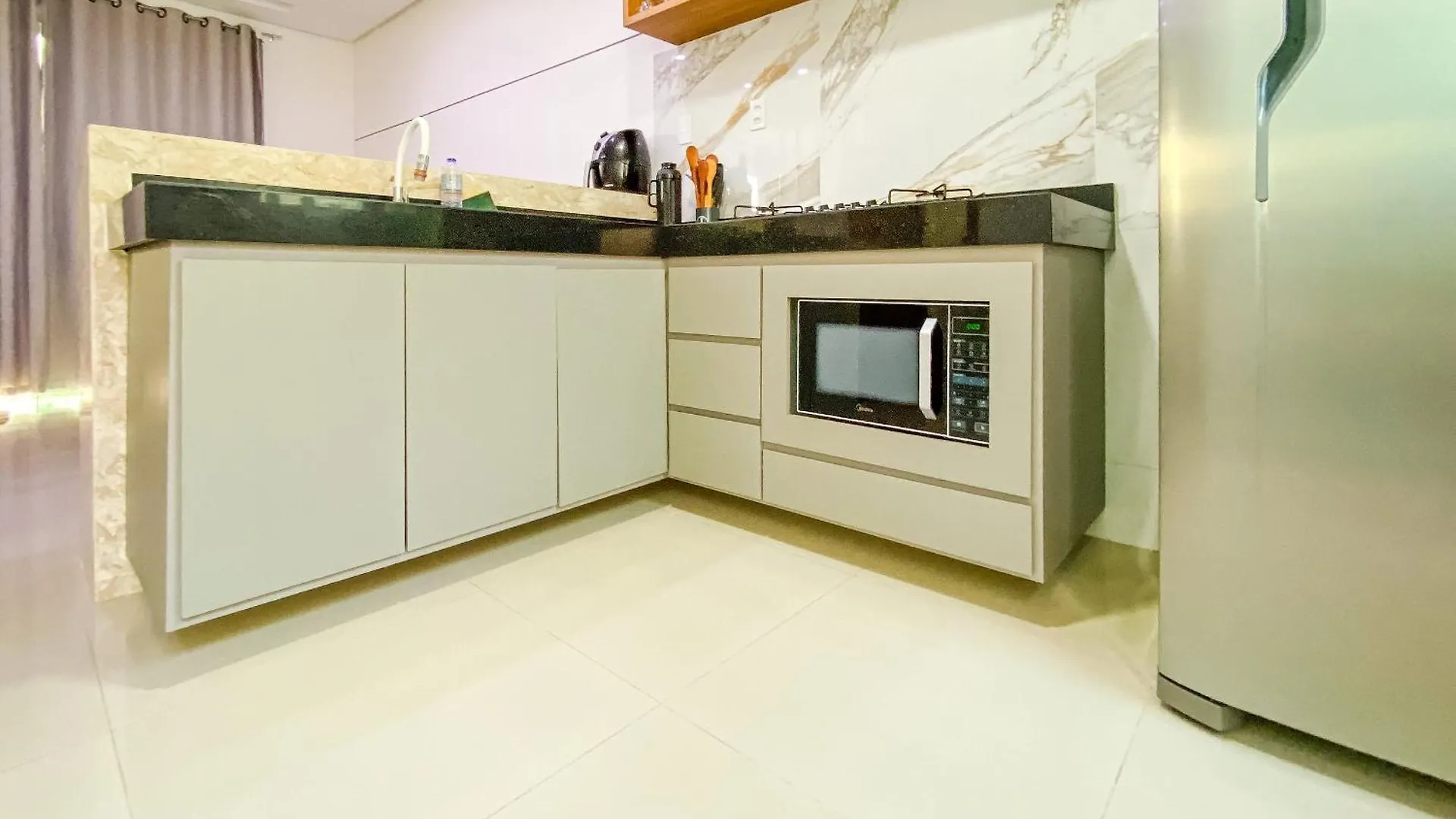 Casa Com 4 Quartos Em Condominio Com Piscina E Area Gourmet Proximo A Praia De Taperapua Porto Seguro Сasa de vacaciones