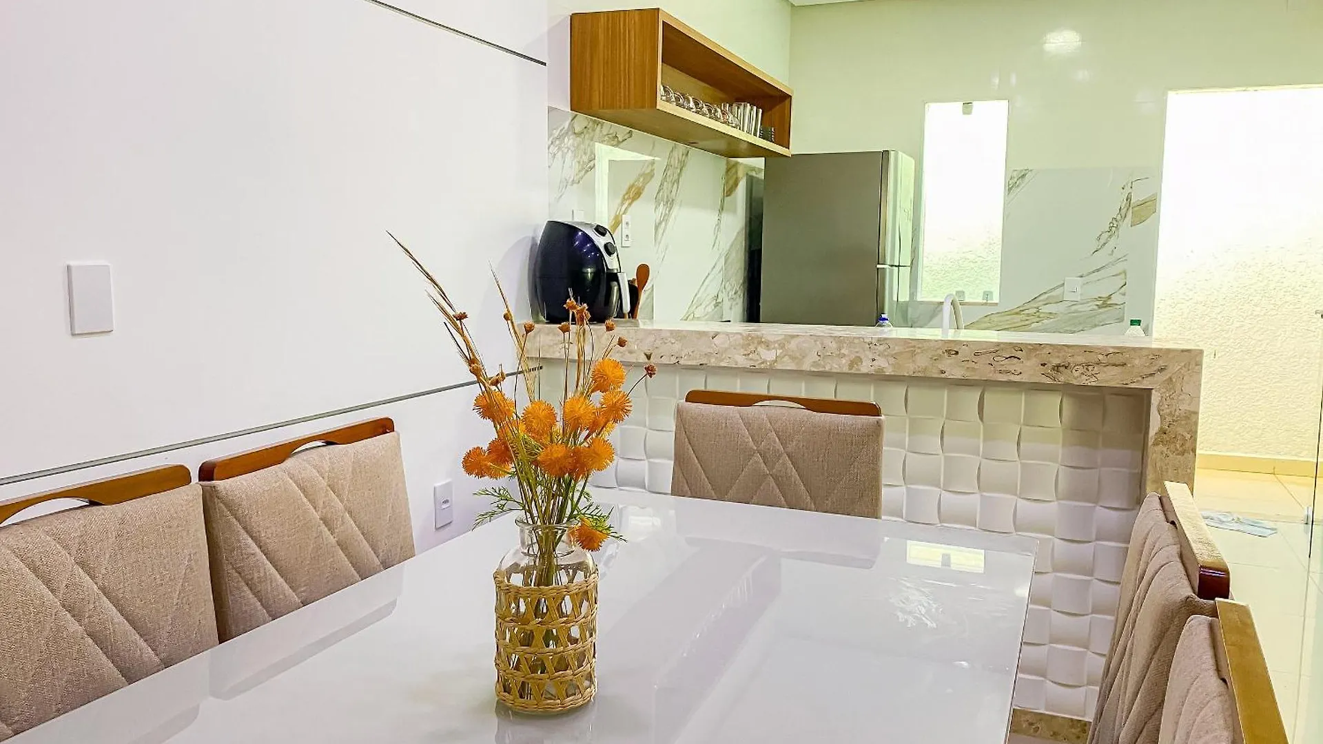 Casa Com 4 Quartos Em Condominio Com Piscina E Area Gourmet Proximo A Praia De Taperapua Porto Seguro Сasa de vacaciones