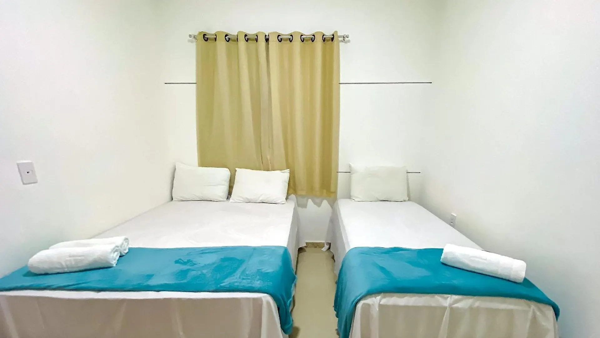 Сasa de vacaciones Casa Com 4 Quartos Em Condominio Com Piscina E Area Gourmet Proximo A Praia De Taperapua Porto Seguro Brasil