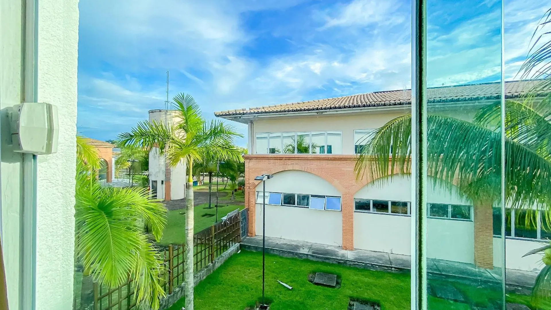 Casa Com 4 Quartos Em Condominio Com Piscina E Area Gourmet Proximo A Praia De Taperapua Porto Seguro