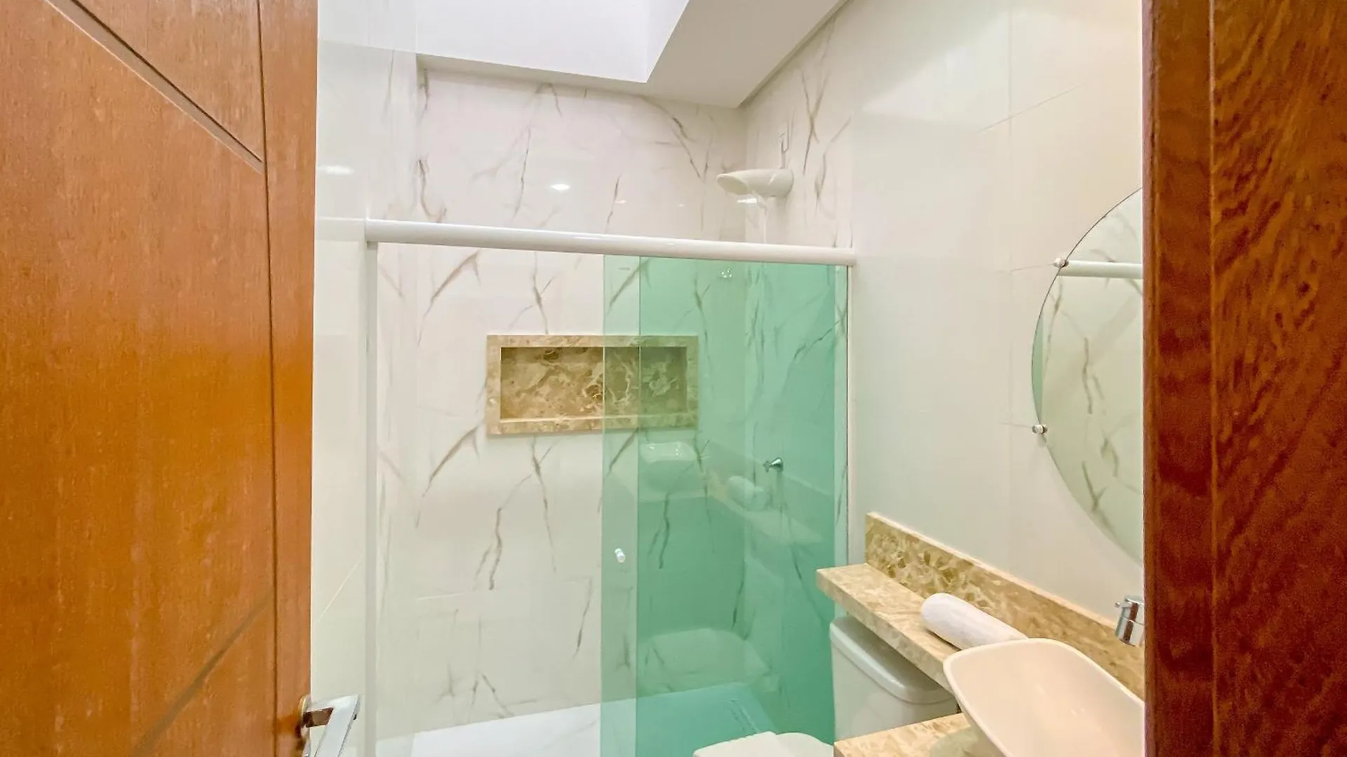 Casa Com 4 Quartos Em Condominio Com Piscina E Area Gourmet Proximo A Praia De Taperapua Porto Seguro Сasa de vacaciones